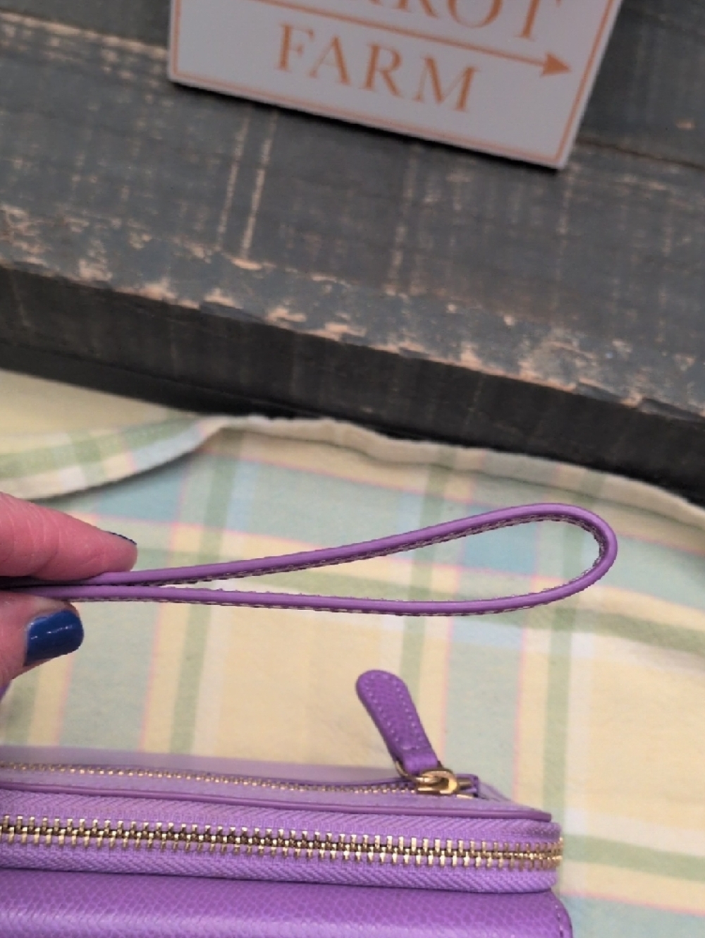 Vera Bradley Purple Lavender Faux Leather Wristlet Wallet - Picture 10 of 11
